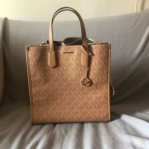 Michael Kors bag. Tan brand new